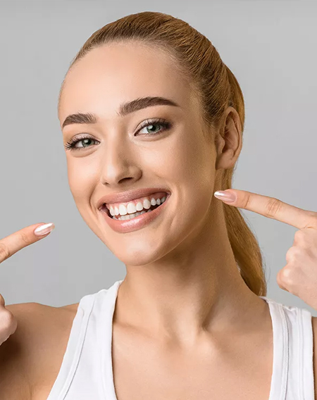 Leben mit Veneers: So pflegen Sie Ihre Porzellanschalen richtig